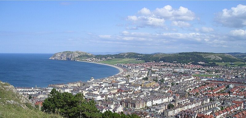 Llandudno — local landmark view